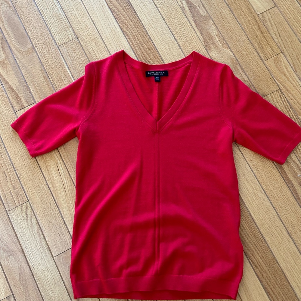 Banana Republic short sleeve sweater